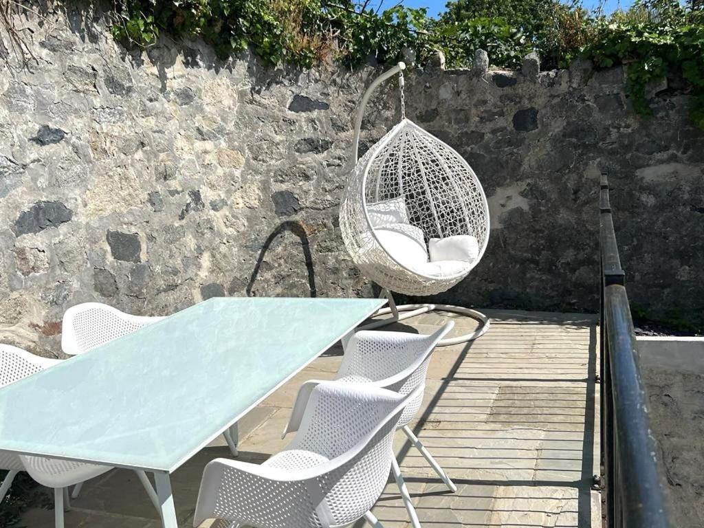 1 The Nest - Luxury Modern House Nr Beach & Bars With Sea Views & Free Parking Villa Charlestown  Exterior foto
